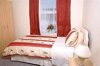 The Sleep Station Newport Hotell Eksteriør bilde