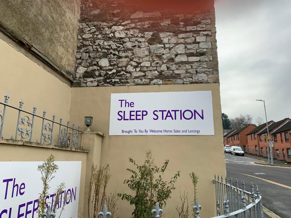 The Sleep Station Newport Hotell Eksteriør bilde